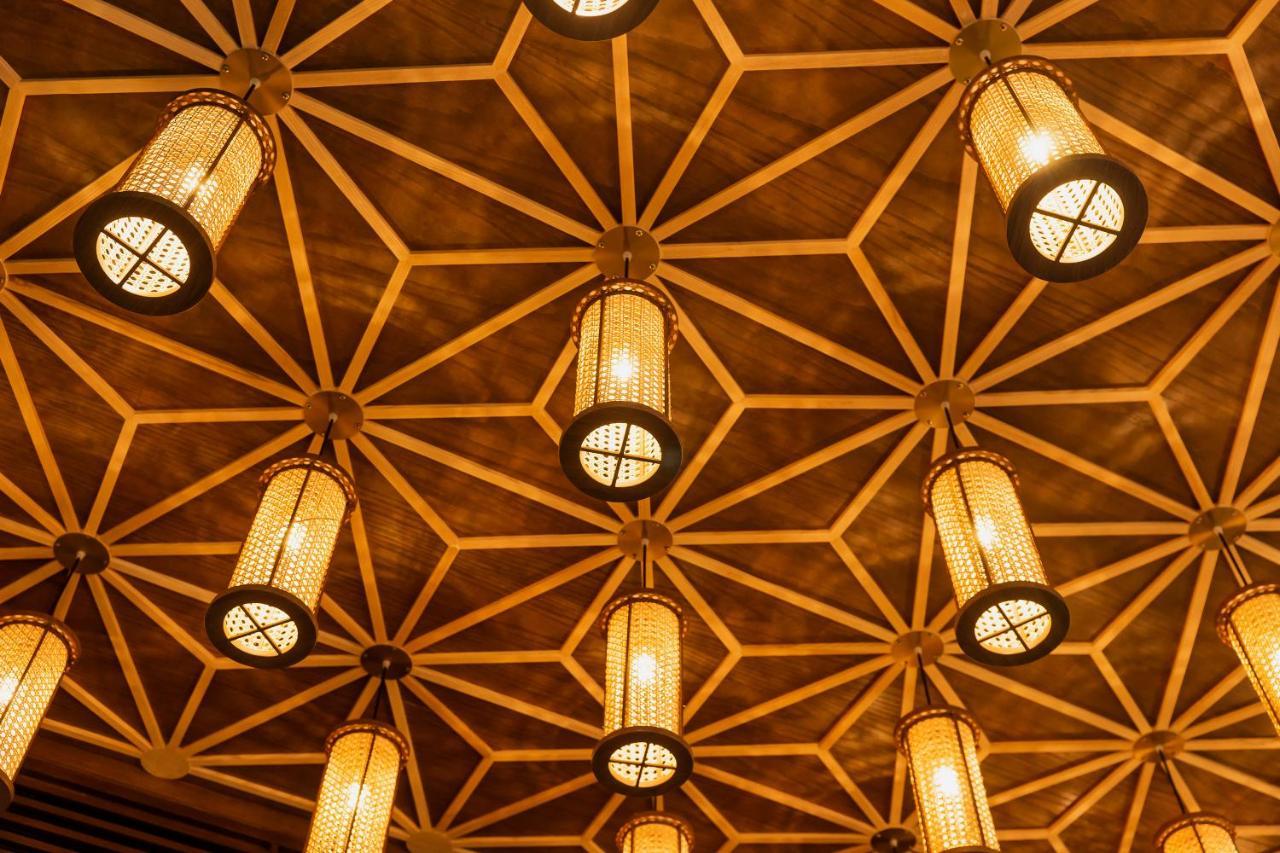 Arbour Hotel And Residence Pattaya Zewnętrze zdjęcie Ceiling of the main hall