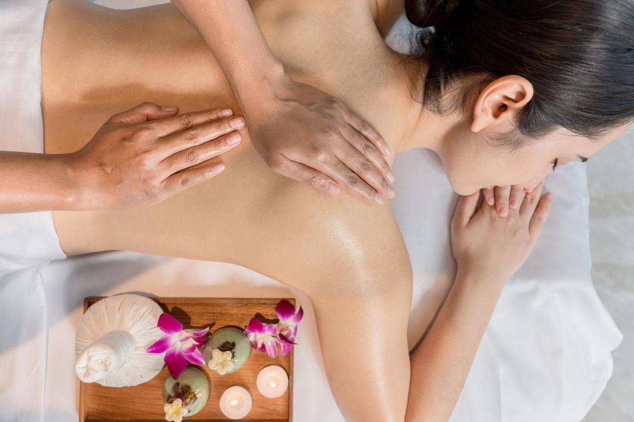 Arbour Hotel And Residence Pattaya Zewnętrze zdjęcie Thai massage